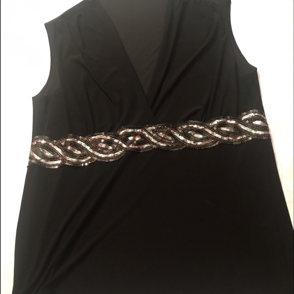 💝Blouse Black /Silver Sequence, Size 16/18